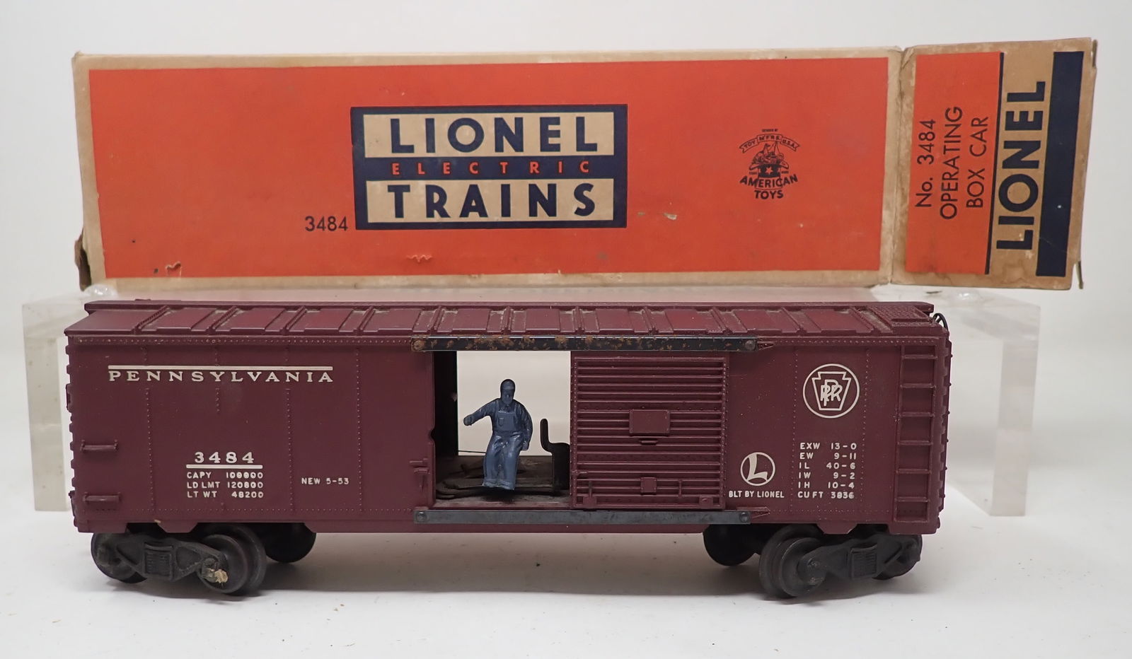 Lionel 3484 Operating Box Car (1 of 3)