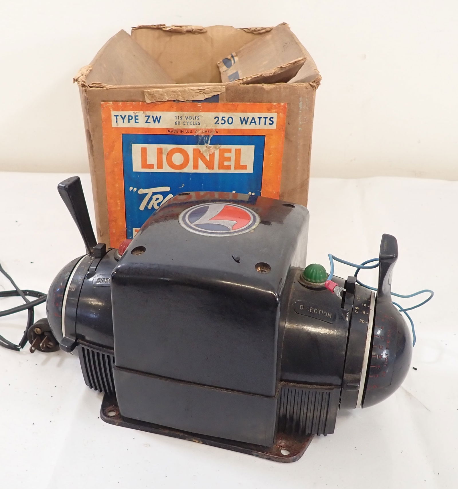 Lionel Type ZW Transformer (1 of 2)