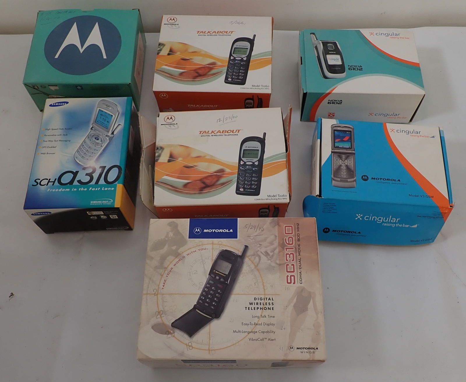 Motorola Samsung Nokia Cell Phones (1 of 2)