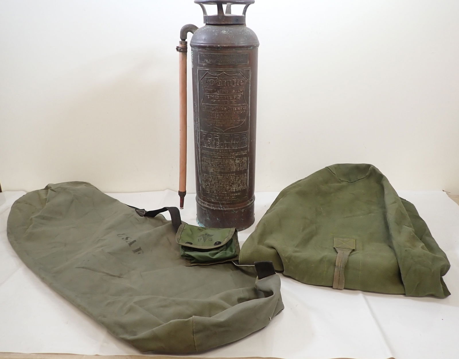 Copper Foamite Fire Extinguisher USAF Duffle Bag (1 of 3)