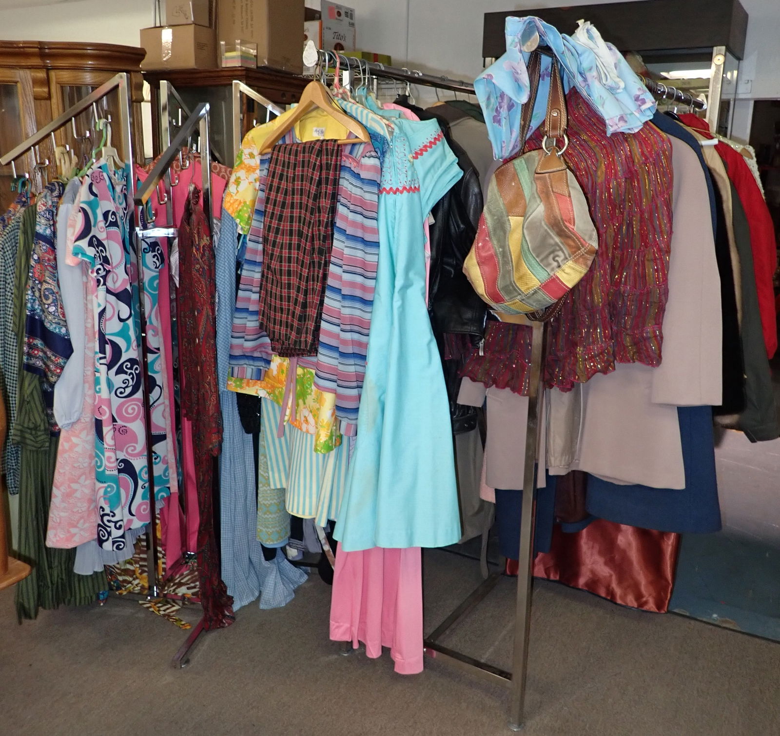 Clothing incl Carhartt Coat Furs & Misc (1 of 16)