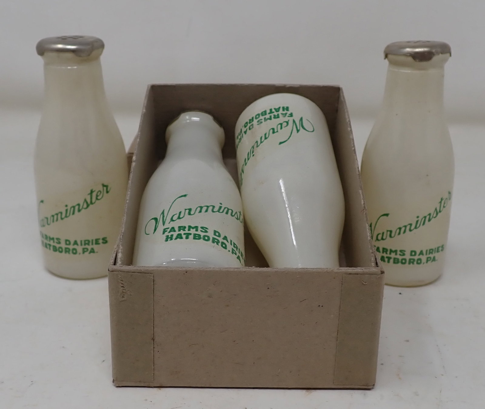 Warminster Farms Hatboro Pa Milk Bottle Salt & Pepper Shakers: 2 Pair of New/Old Stock Salt and Pepper shakers. Apprx 3 1/2" tall.