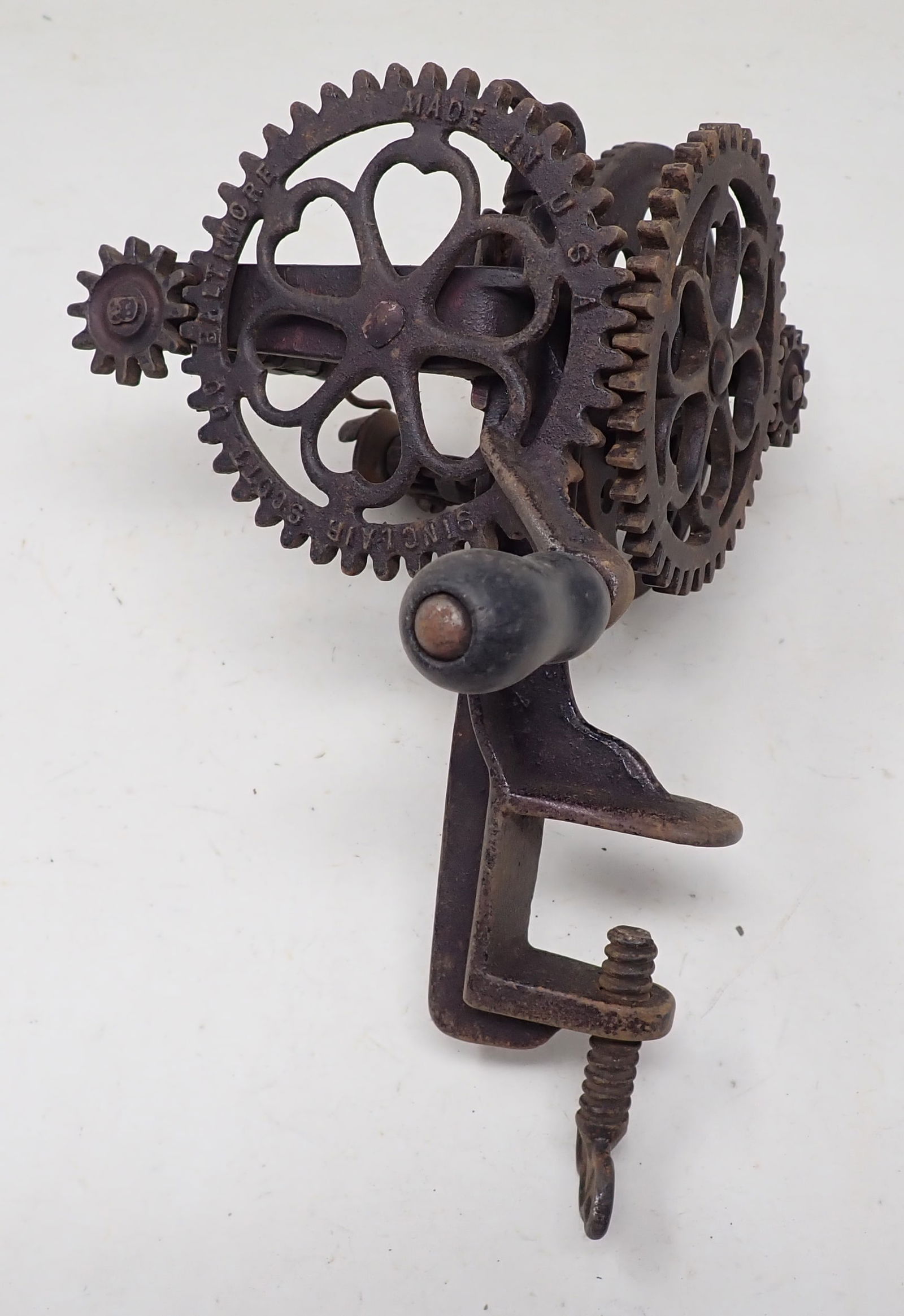 Sinclair Scott Apple Peeler (1 of 4)