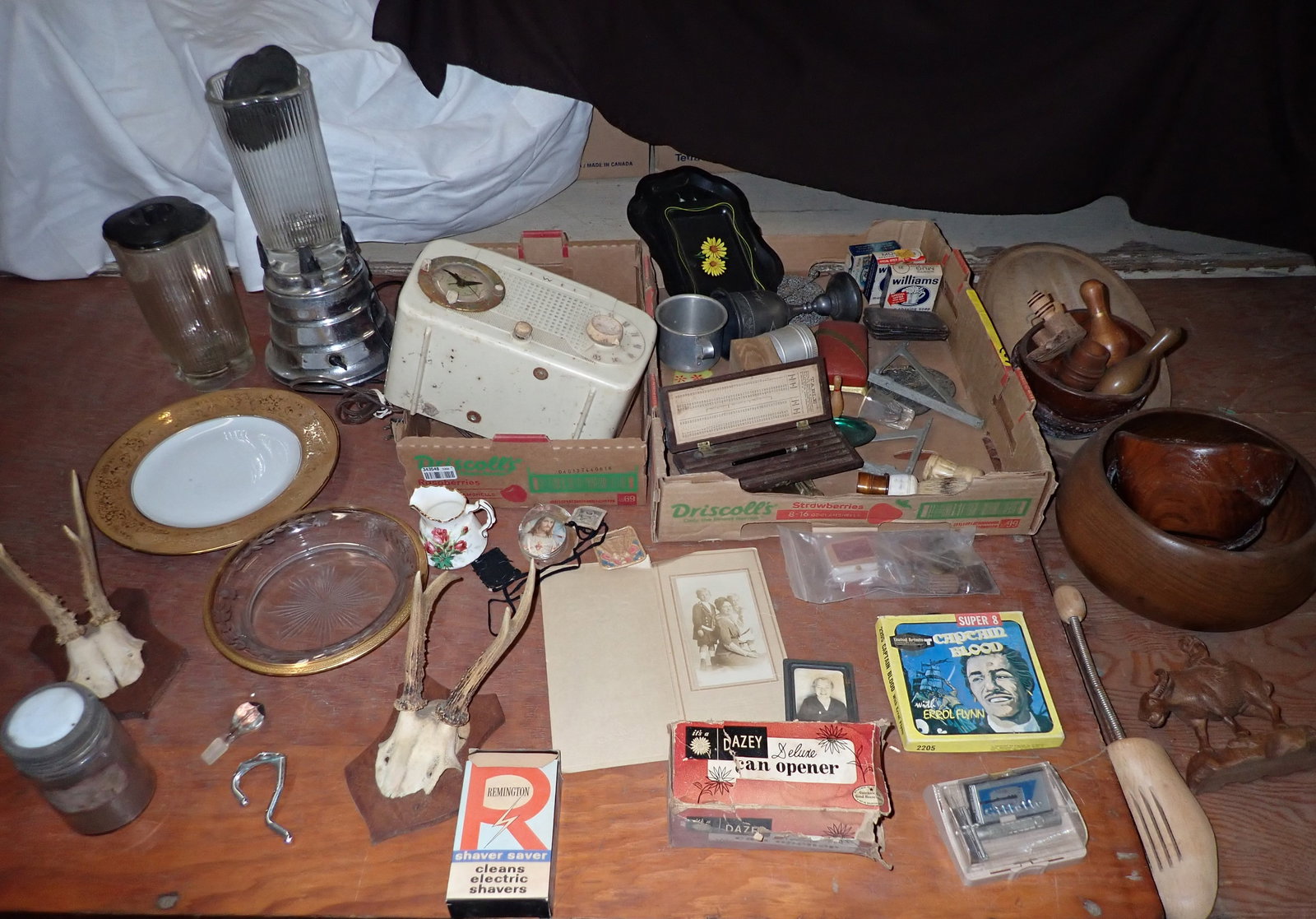 Table Contents: Must take all . NO in house shipping