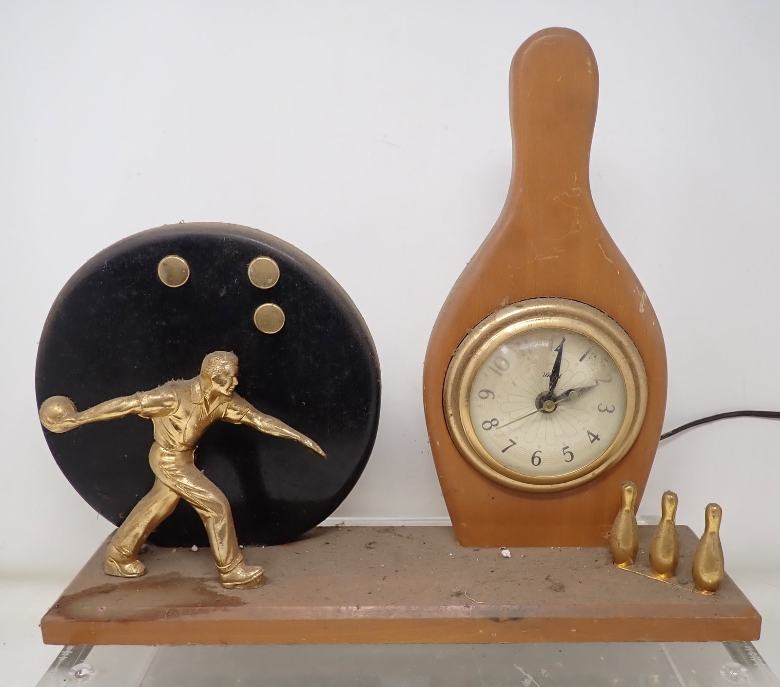 United Bowling Clock: Approx 14 1/2" long and 12 1/2" tall