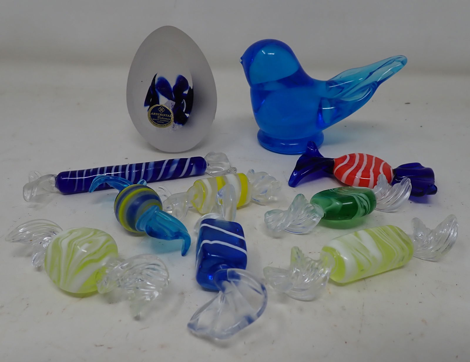 Paperweights & Glass Candy: Getting all pictured