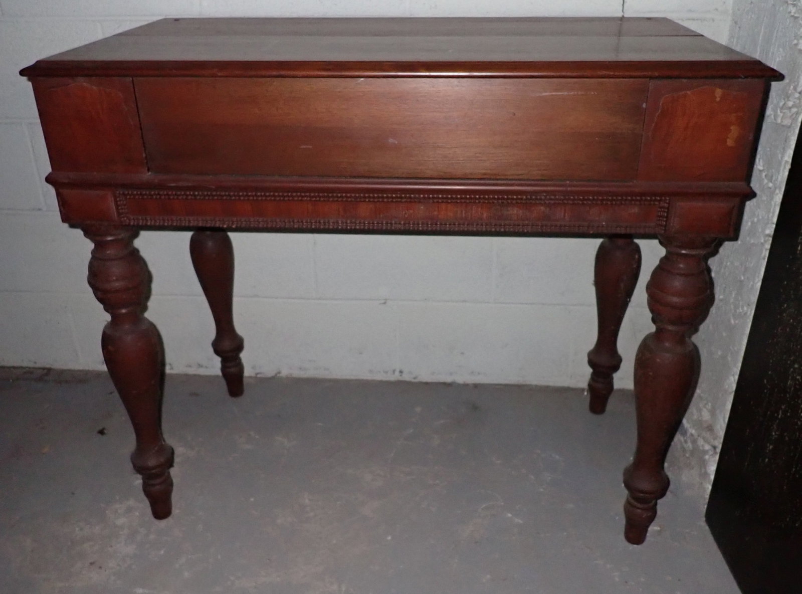 Ladies Writing Desk: Approx 20" x 38" x 33 1/4" tall. No in house shipping ! Bring help to remove