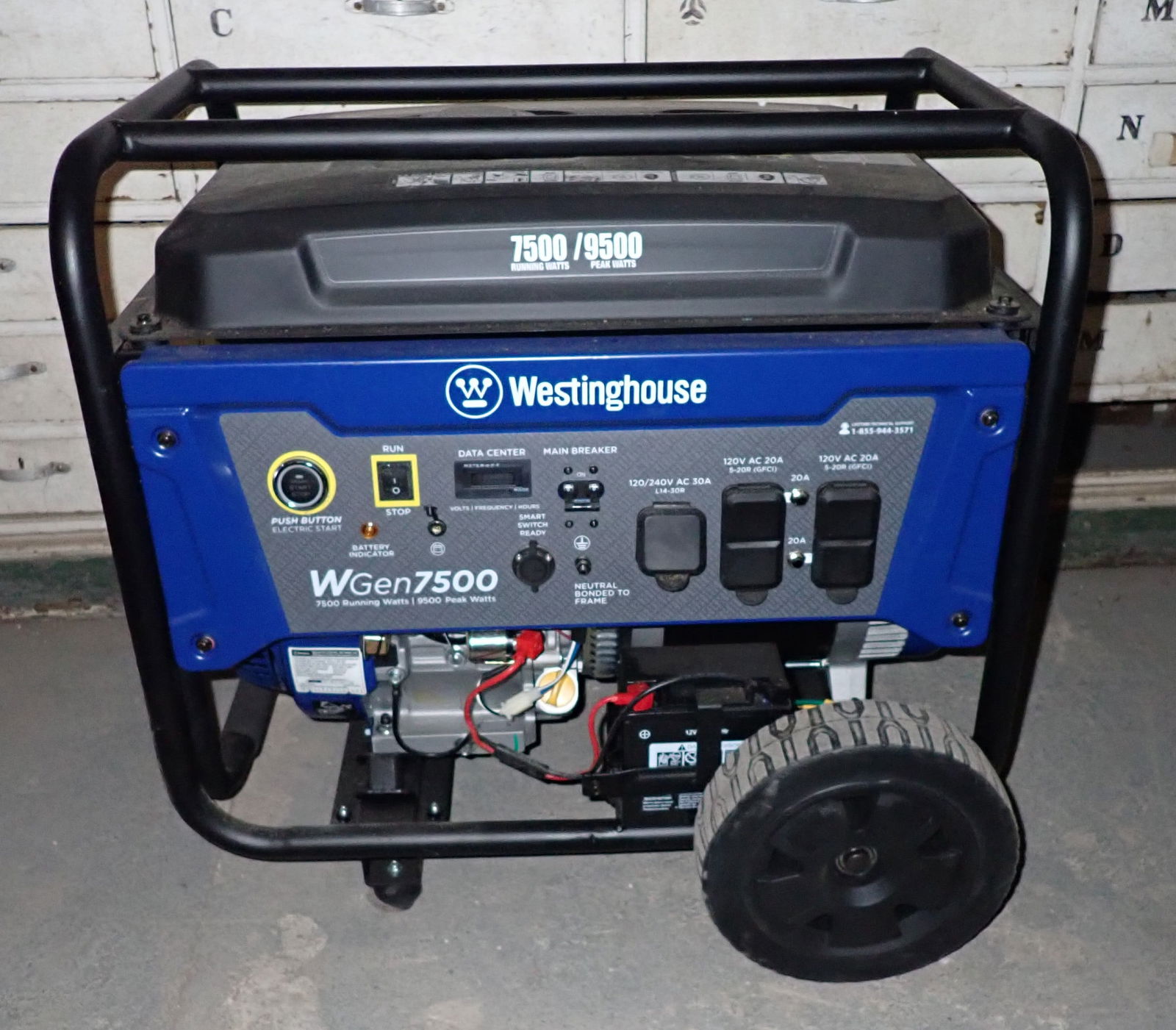 Westinghouse 7500 Watt Generator with Electric Start (1 of 6)