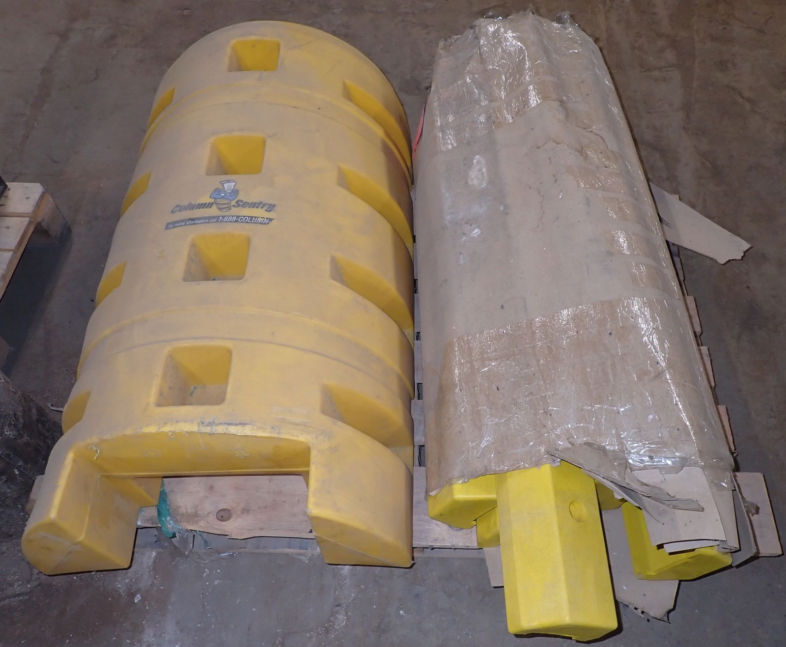 Plastic Barriers: There is only one end section. Take what you want and leave the rest. Pick up at Building B Location. No in house shipping !