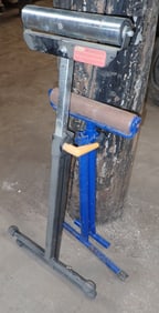 2 Roller Stands