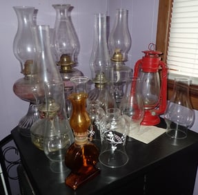 Oil Lamps Lantern & Chimneys