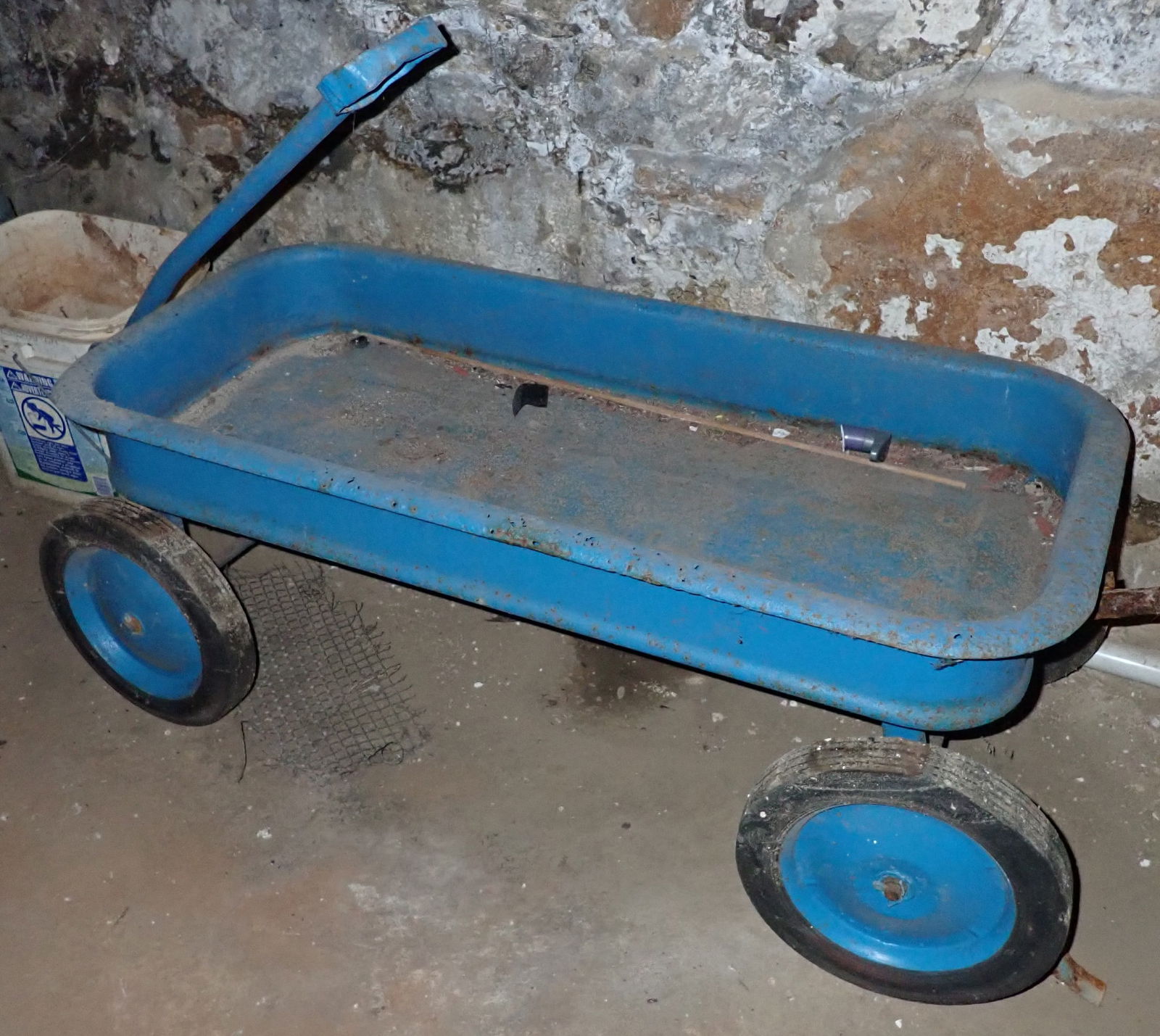 Wagon in Blue Paint (1 of 3)