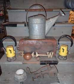 Griswold #8 Griddle Water Can Conrail Flashlights