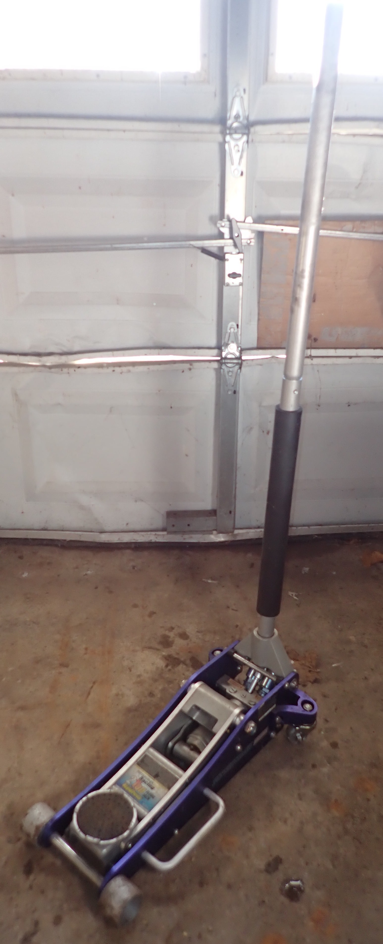 Pittsburgh Racing 2 Ton Rapid Pump Jack (1 of 3)