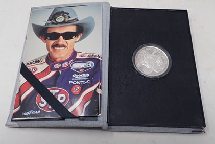 1992 Richard Petty .999 Silver Troy Oz Coin