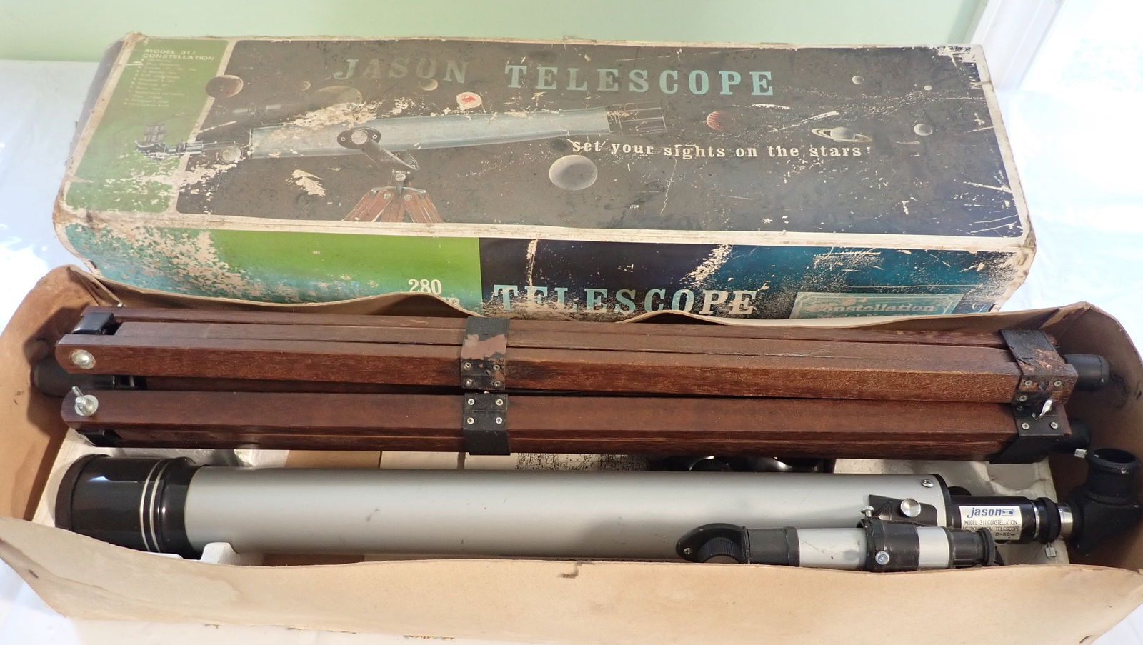Jason Model 311 Constellation Telescope (1 of 4)