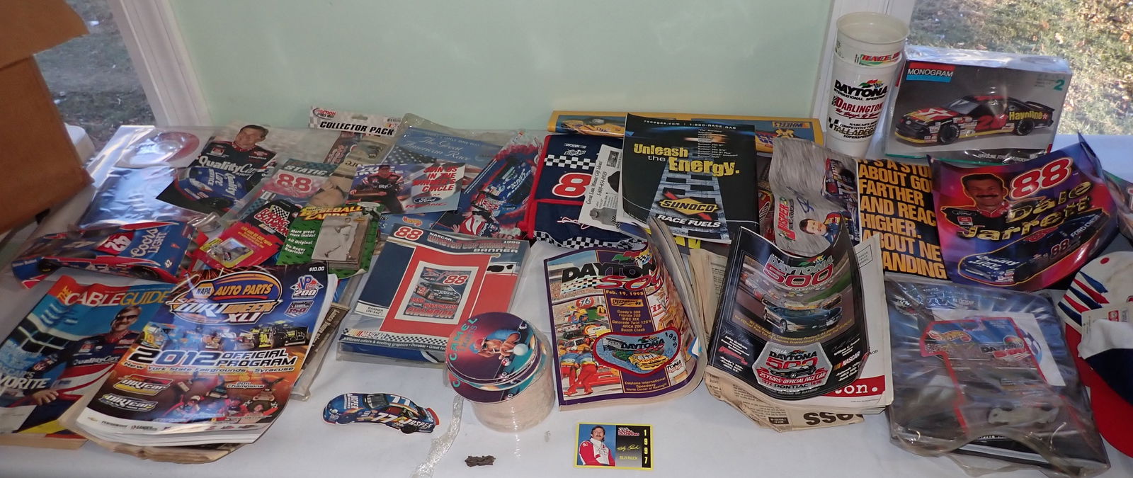 Nascar Programs Model Misc Memorabilia (1 of 9)