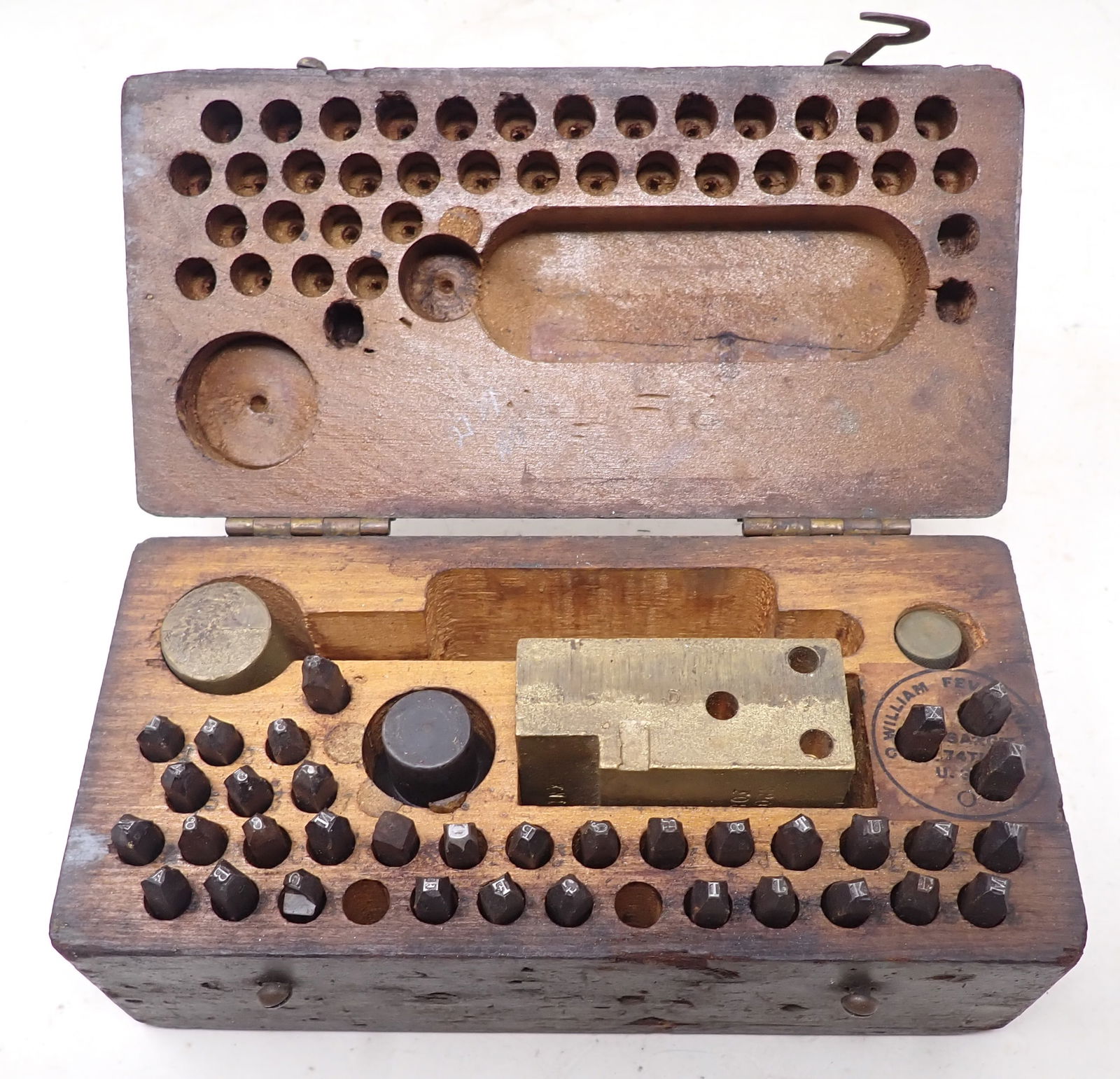 William Feversham US Army Dog Tag Stamping Set (1 of 8)