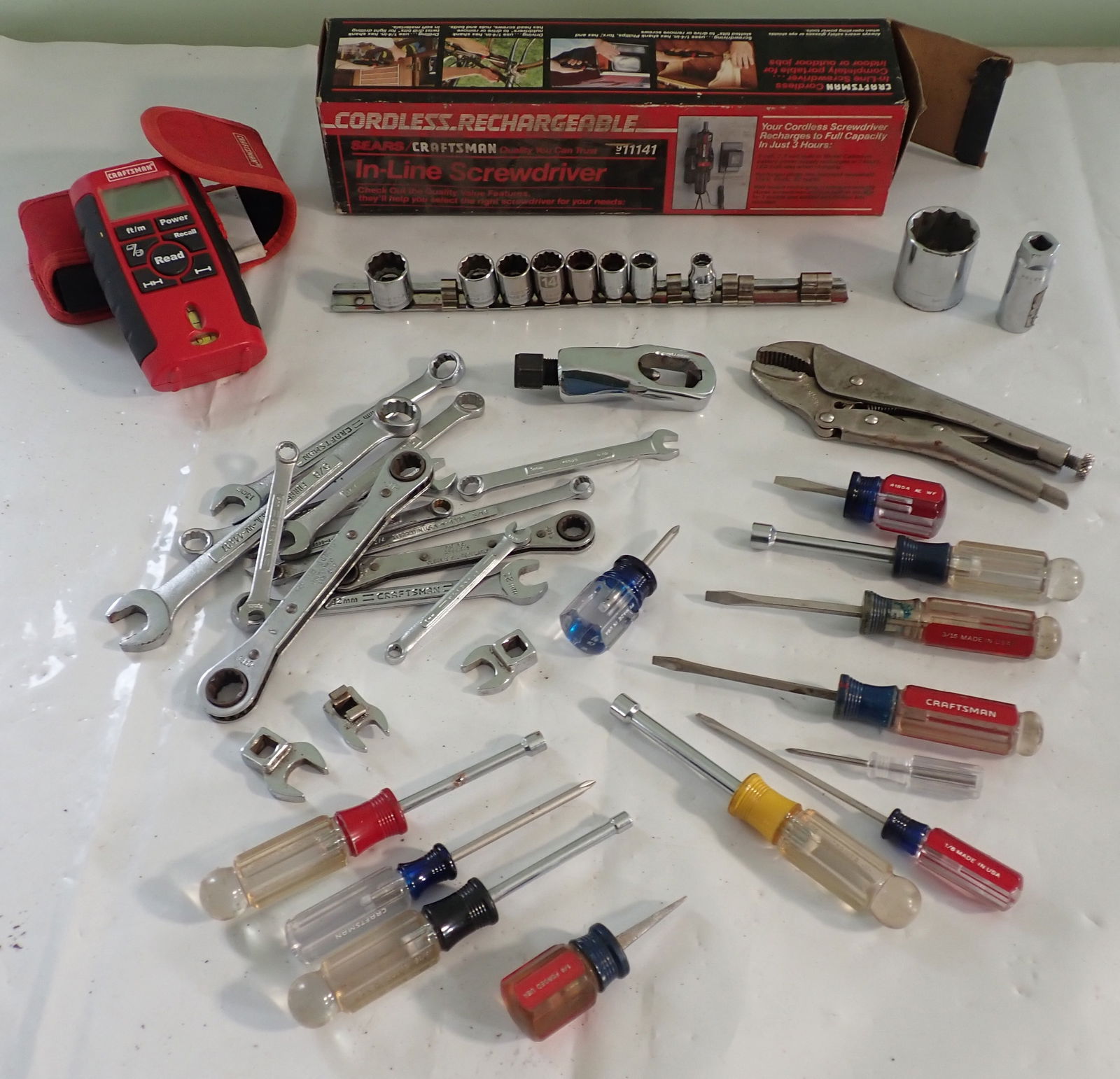 Craftsman Wrenches Drivers Vise Grips & Misc (1 of 7)