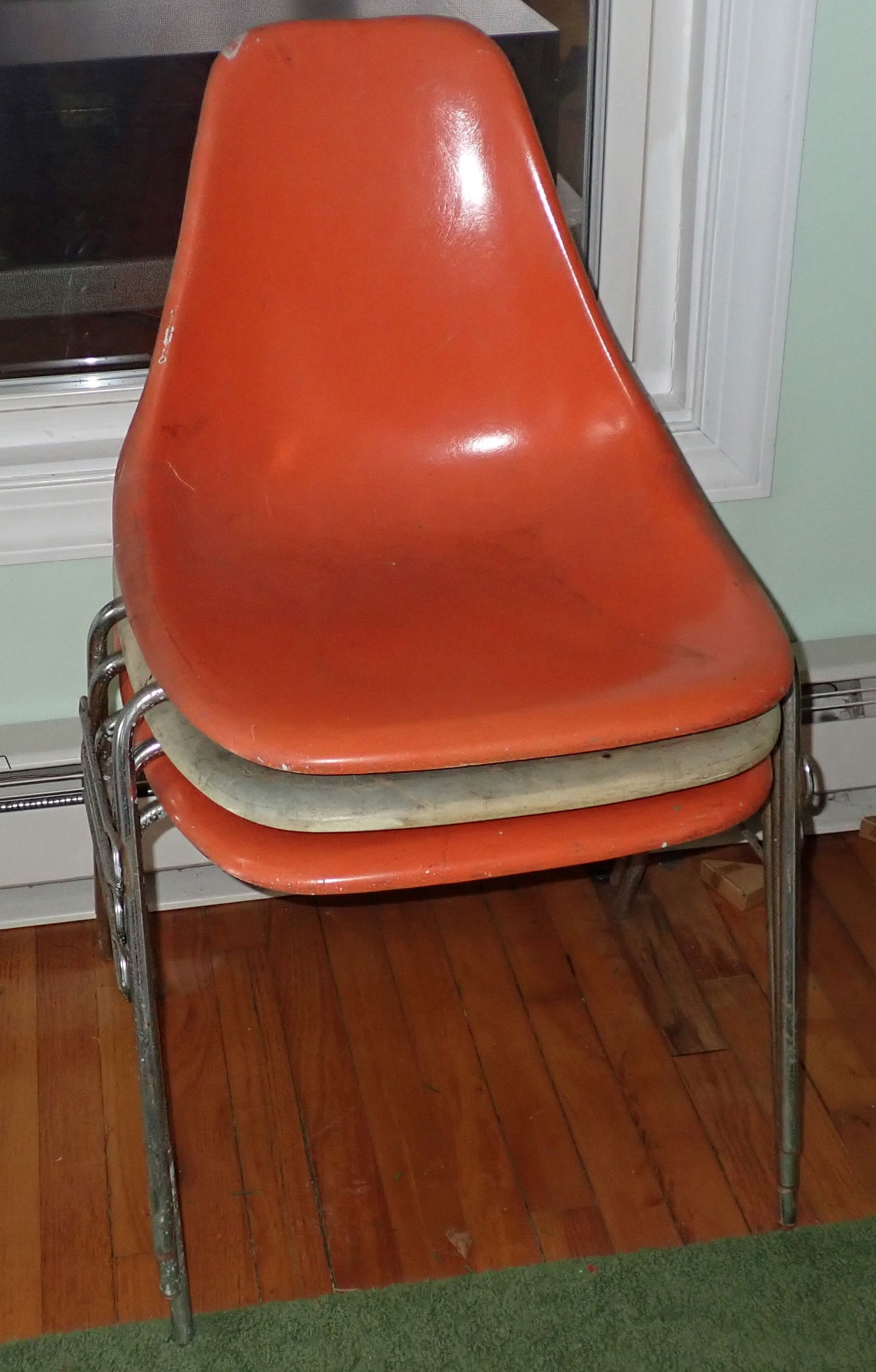 3 Vintage Stacking Chairs (1 of 3)