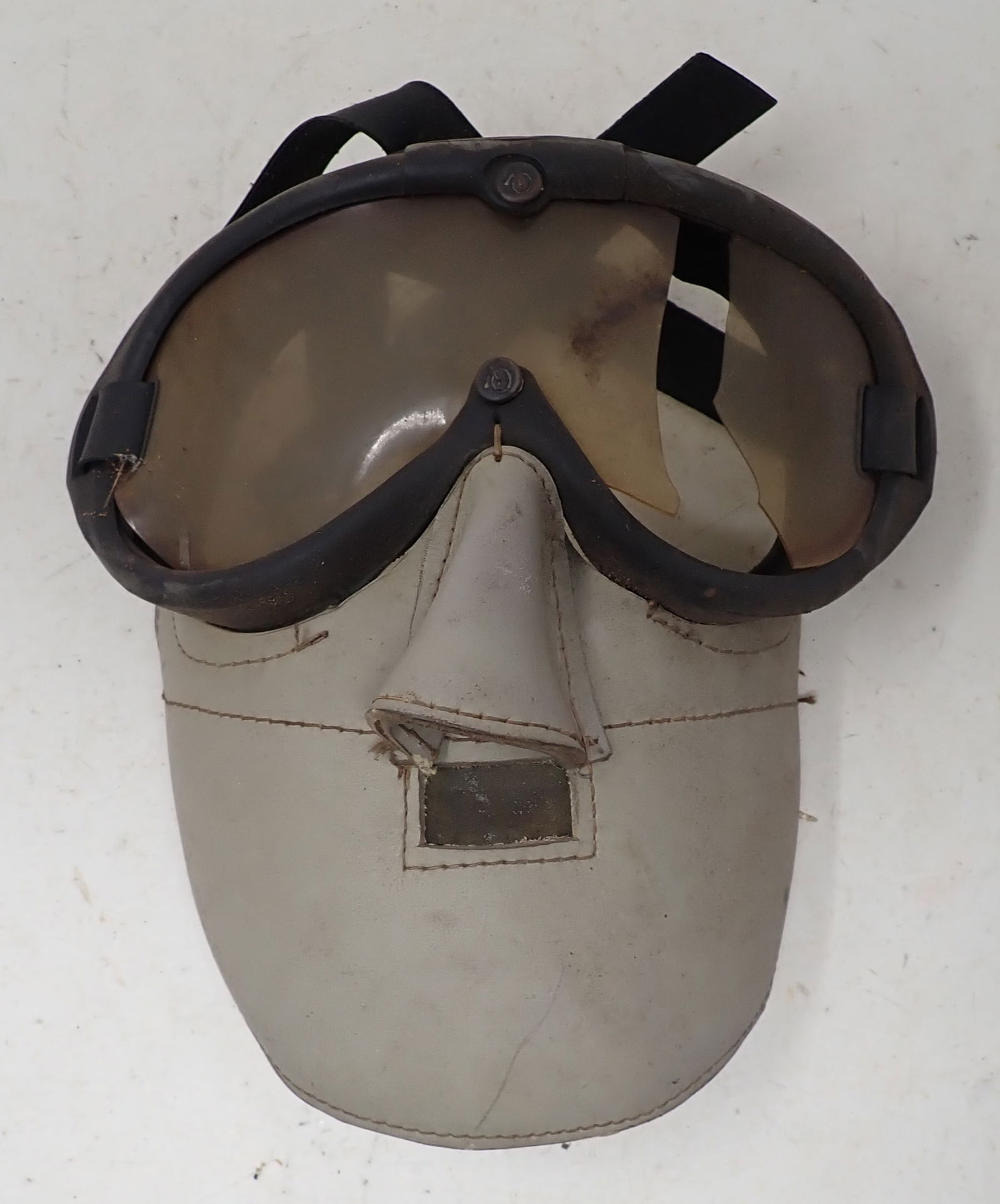 Vintage Racing Face Mask (1 of 3)