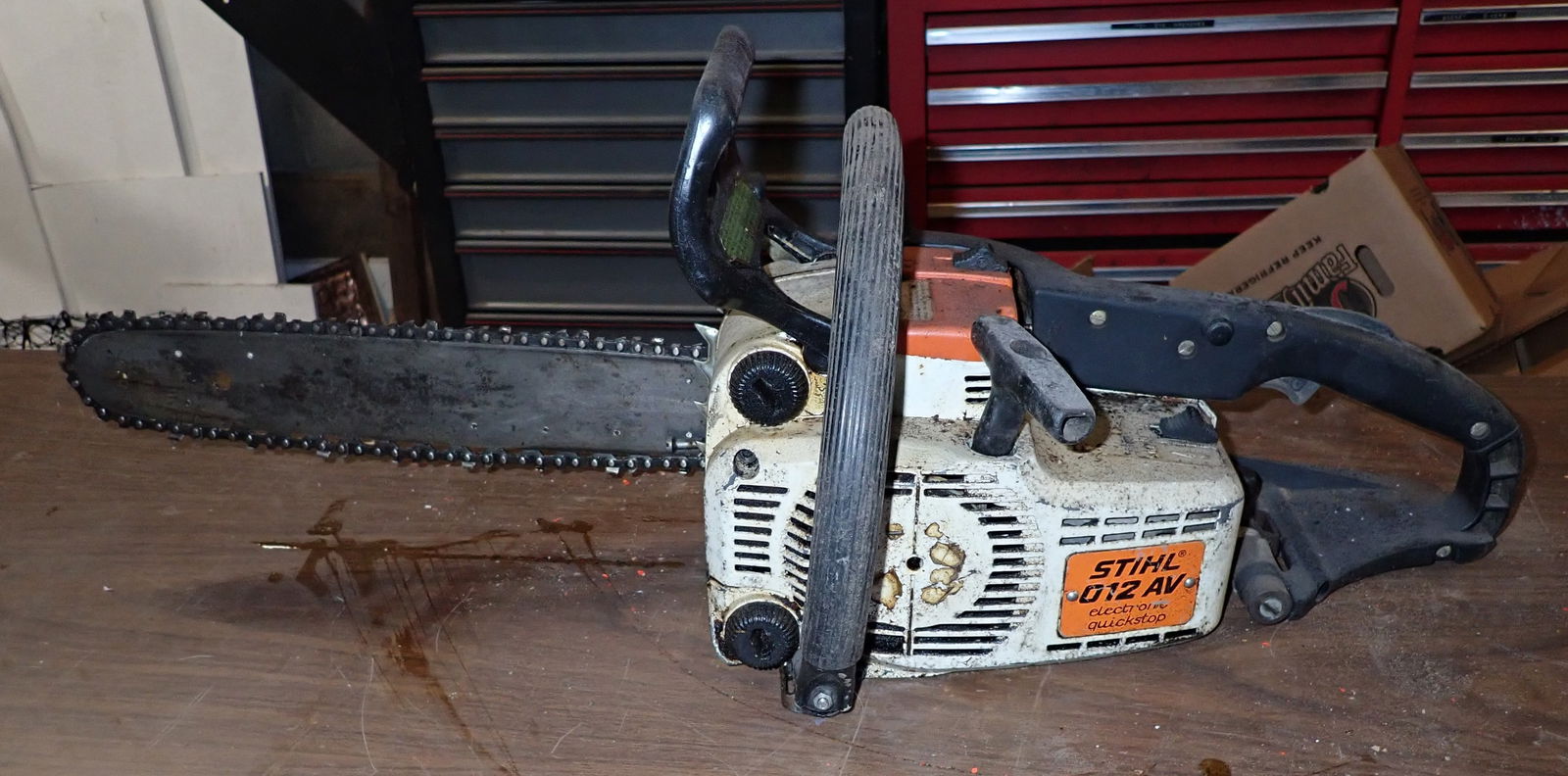 Stihl 012 AV Chainsaw (1 of 3)