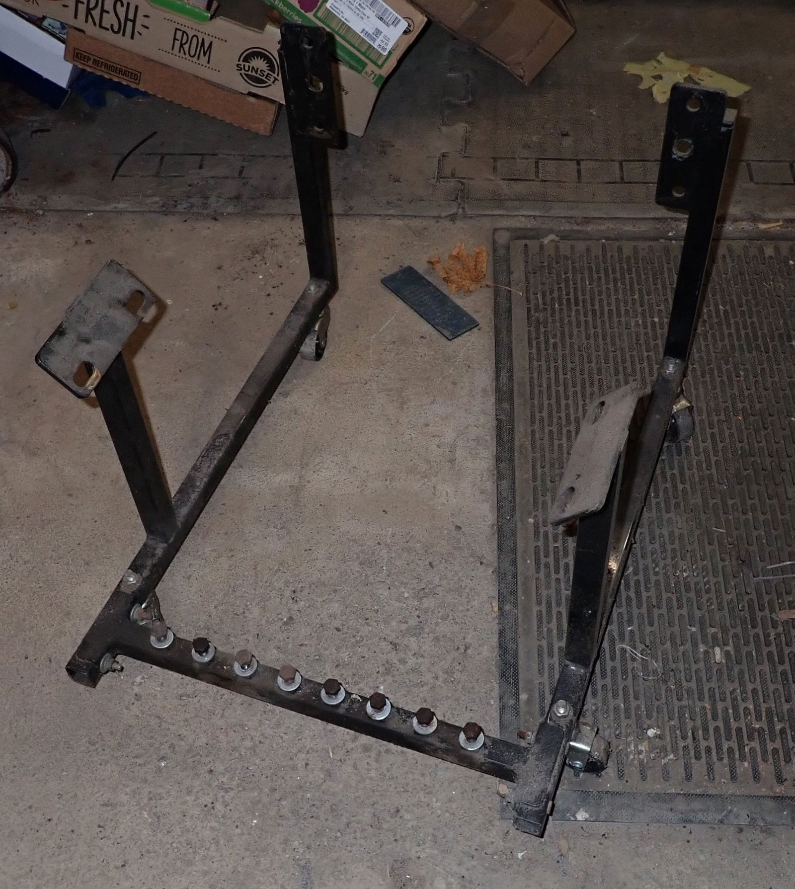 Light Duty Engine Stand (1 of 2)