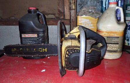 McCulloch Chainsaw Bar & Chain Lube