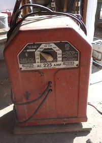 Lincoln 225 Amp Arc Welder