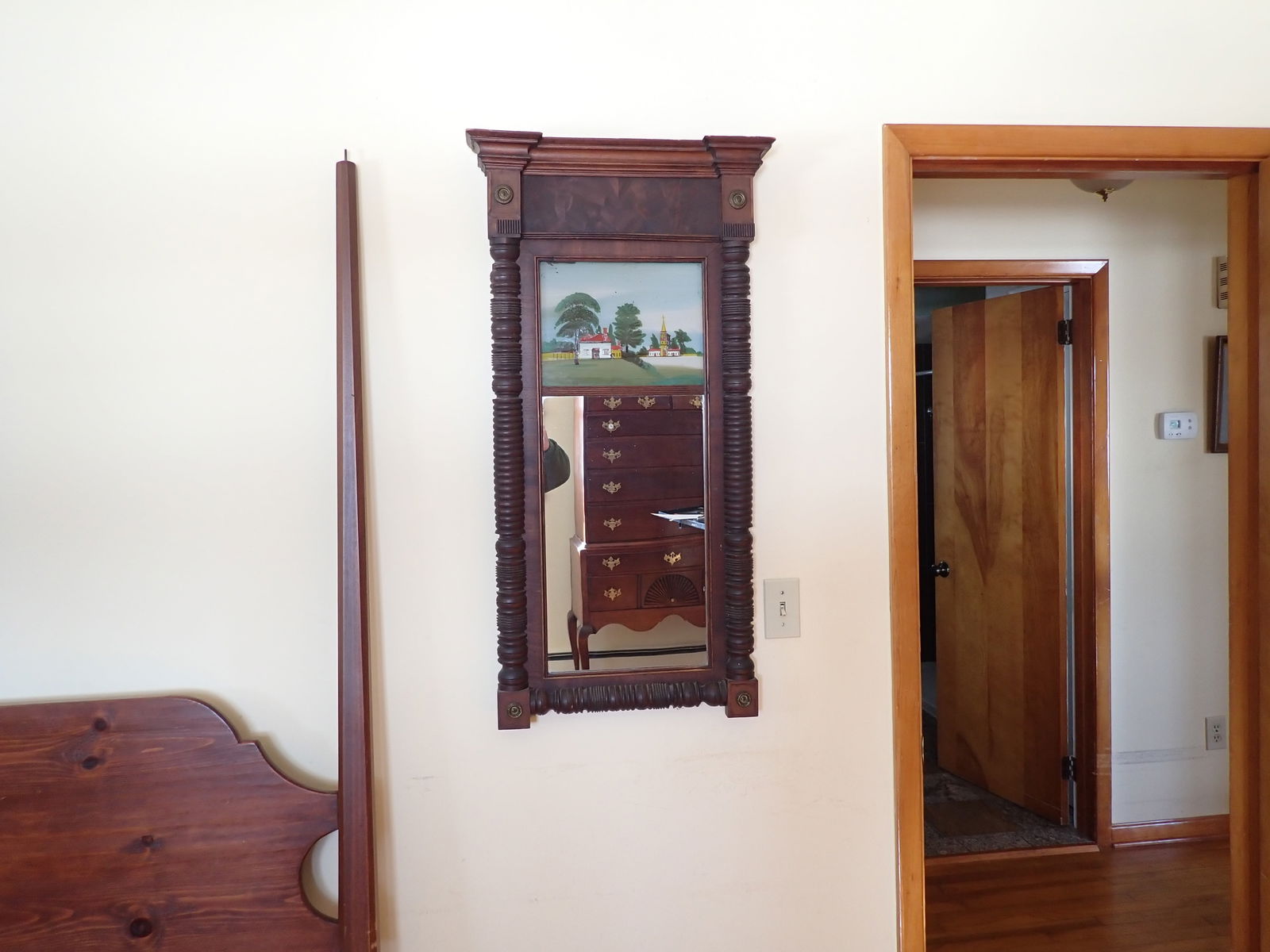 Federal Reverse Painted Mahogany Mirror (1 of 7)