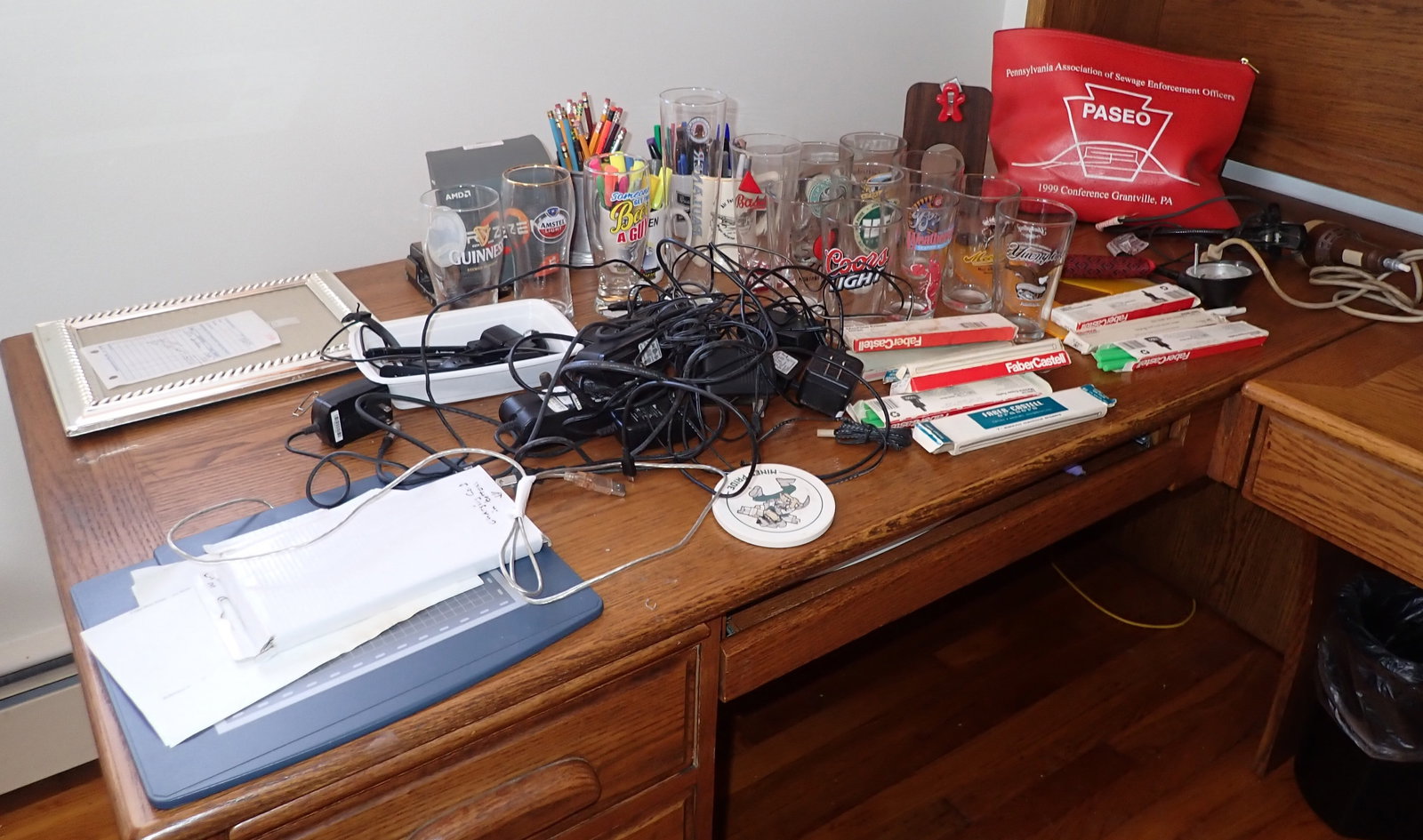 Beer Glasses & Misc Desk Contents (1 of 6)