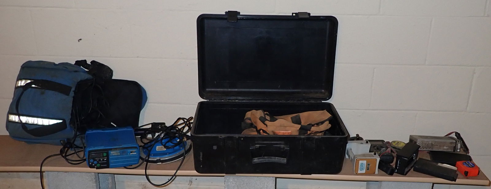 Ashtec Zxtreme & Misc Surveying Equipment (1 of 10)