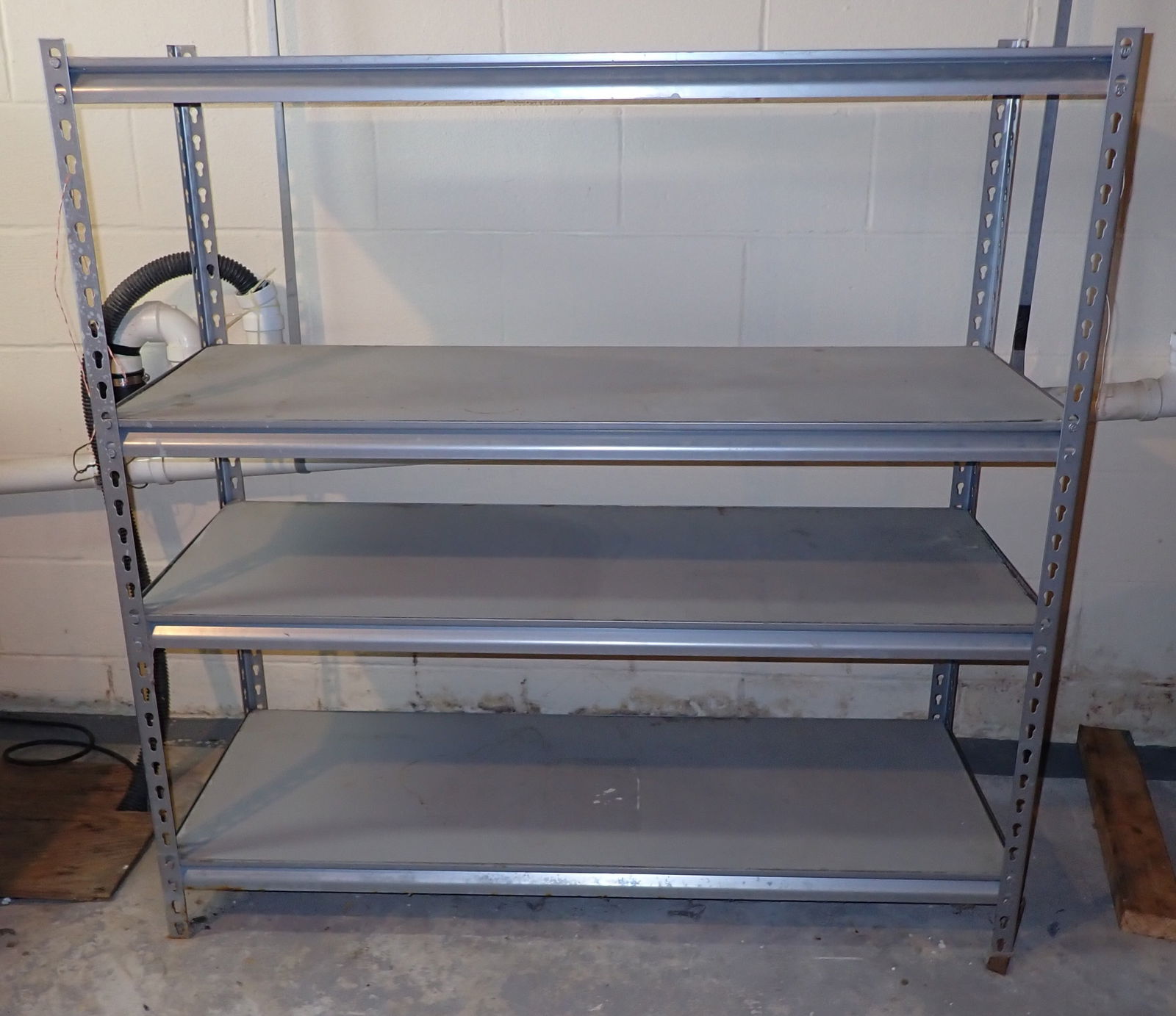 Utility Shelf (1 of 2)