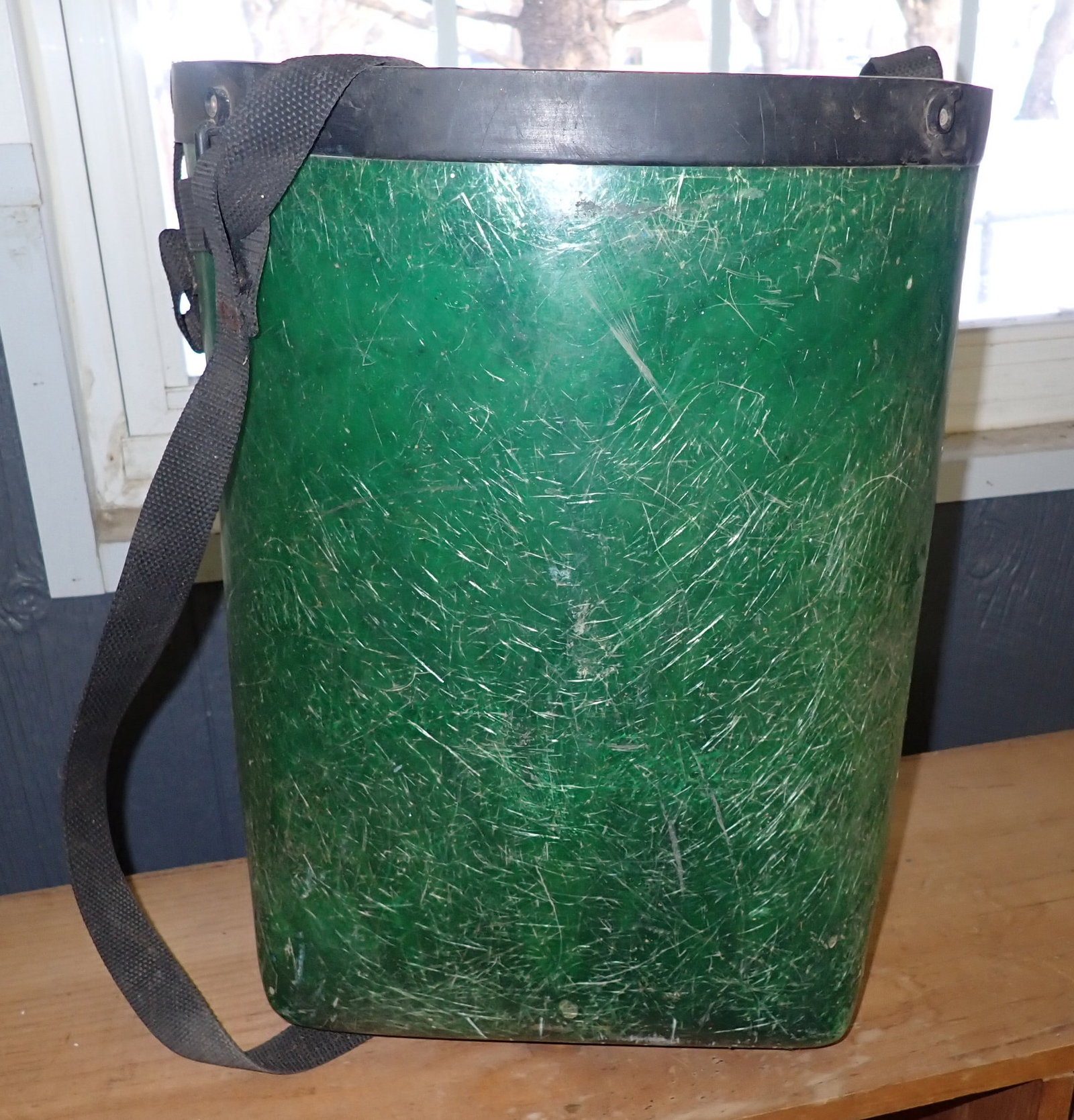 Surveyors Basket: Apprx 12 1/4" x 15" x 18 1/2" tall. No in house shipping