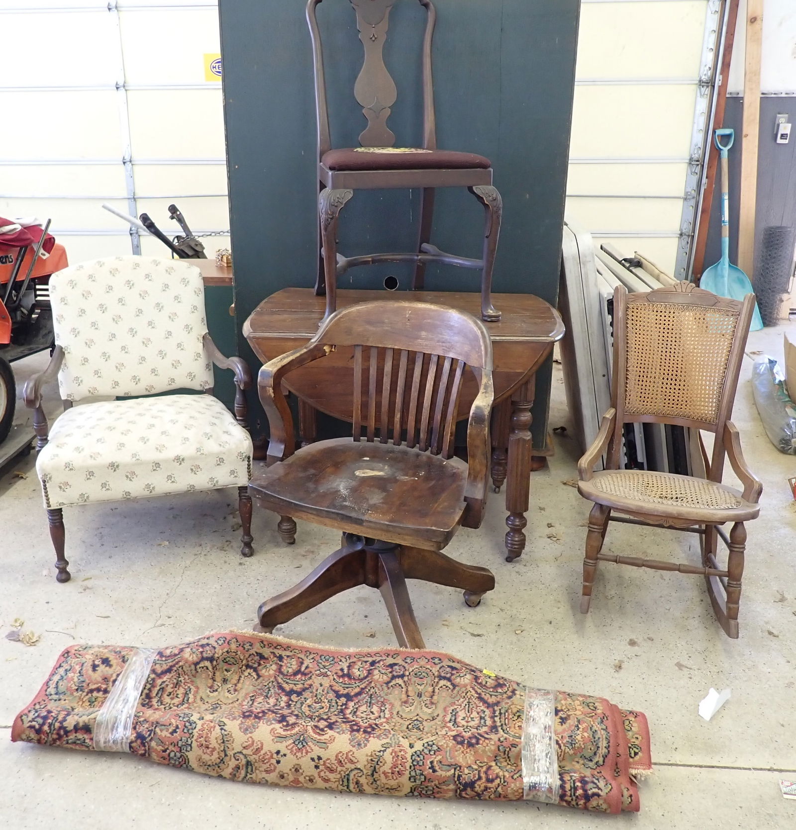 Walnut Table Chairs Rocker & Rug (1 of 10)