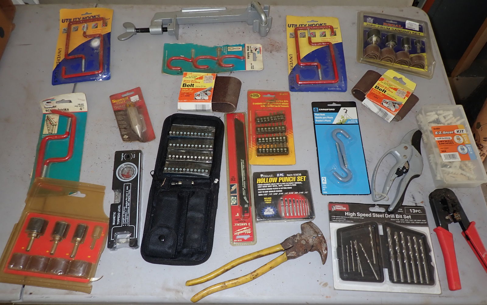 Hollow Punch Set Starrett Plumb Bob Sawzall Blades Misc Tools (1 of 6)