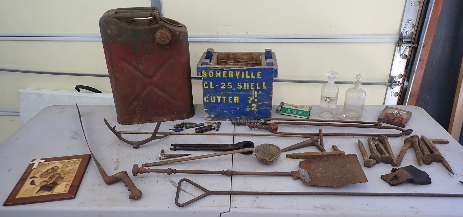 Ladle Somerville Box Slate Tool Apothecary Bottles Misc (1 of 9)