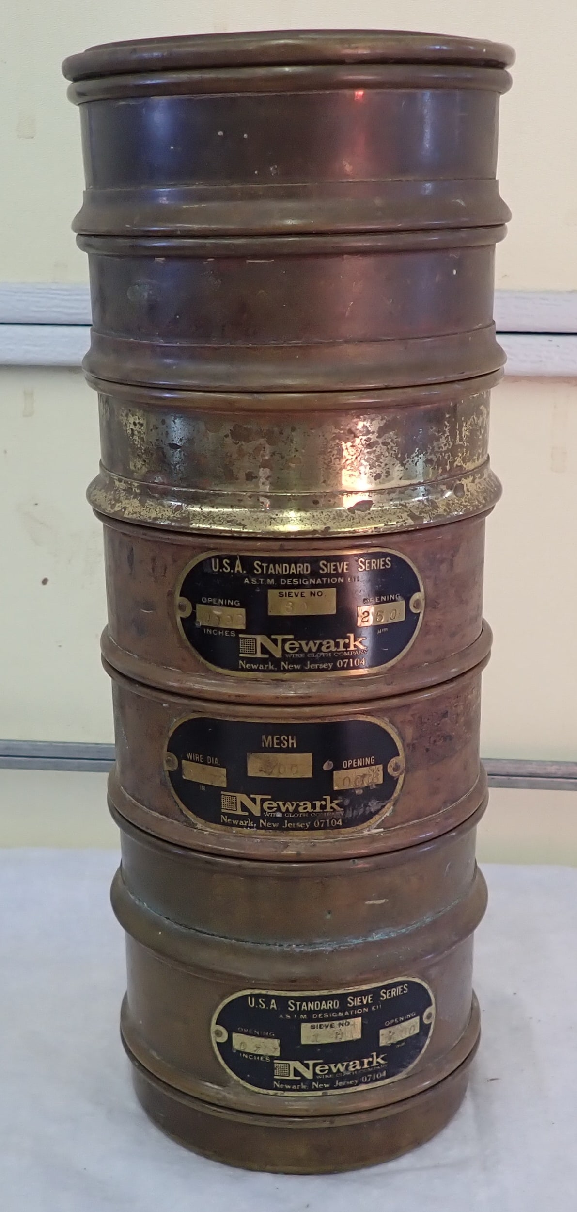 9pc Newark Brass Sieve Set (1 of 9)