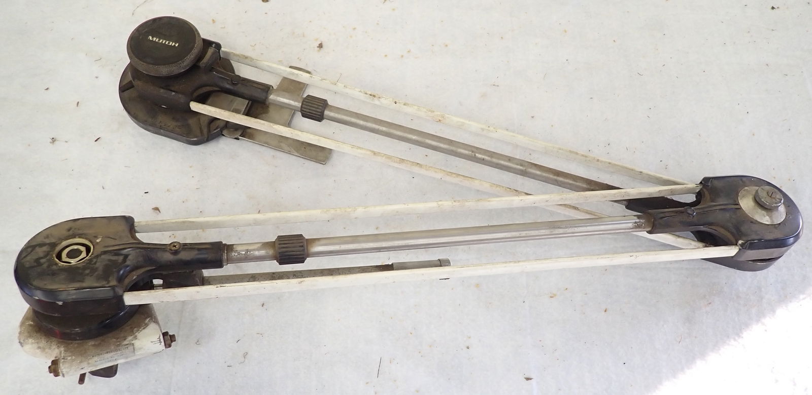 Mutoh Drafting Arm: Shipping available