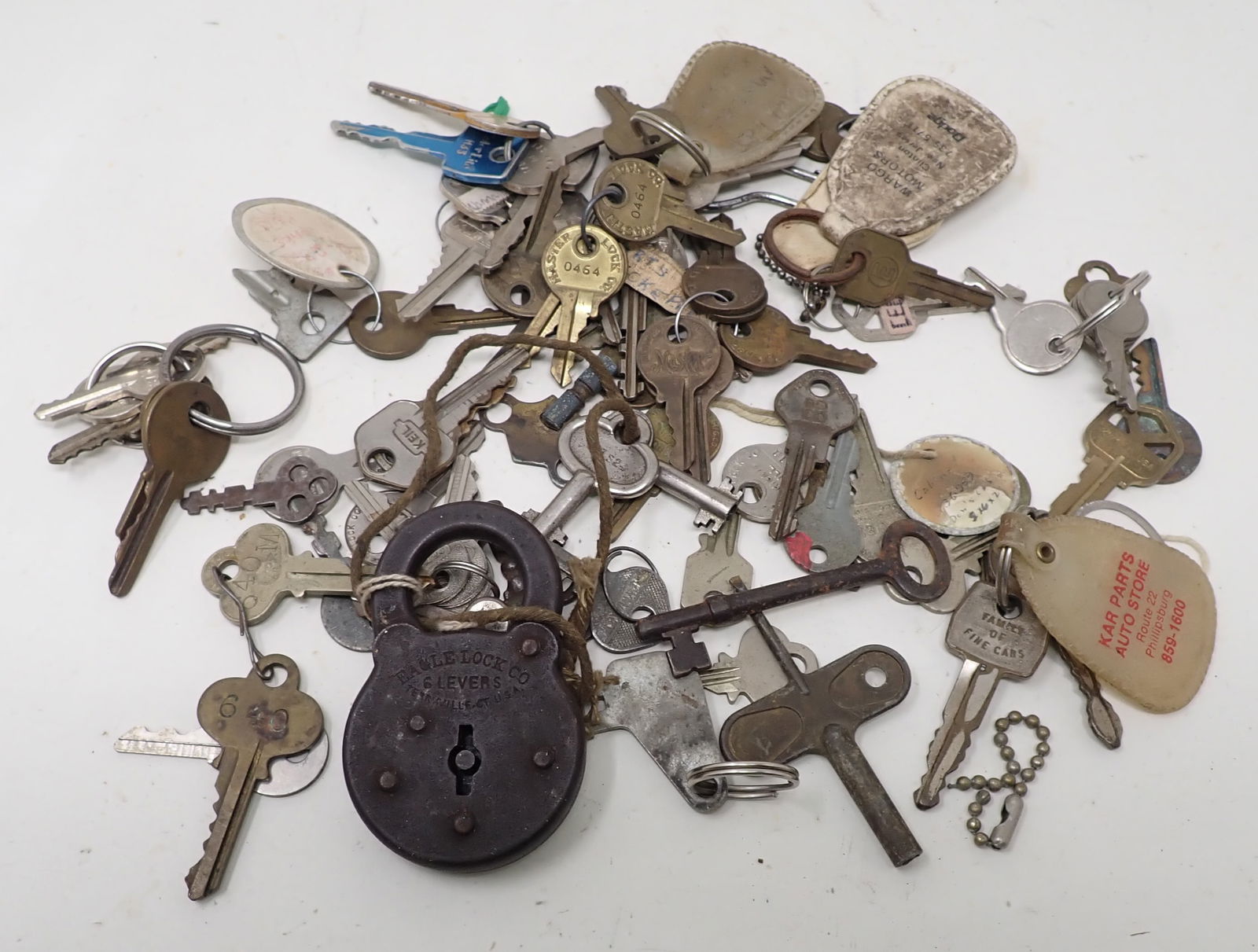 Eagle 6 Lever Lock & Keys (1 of 3)