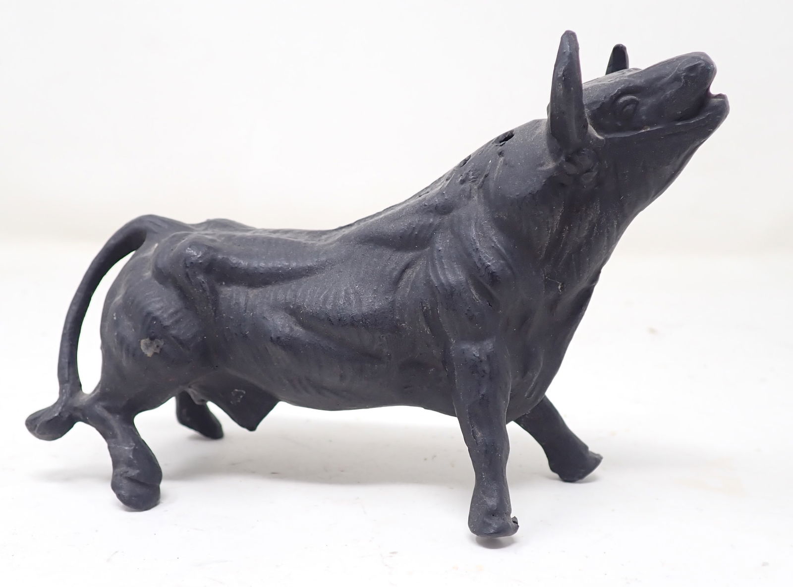 Pot Metal Bull Toothpick Holder (1 of 3)