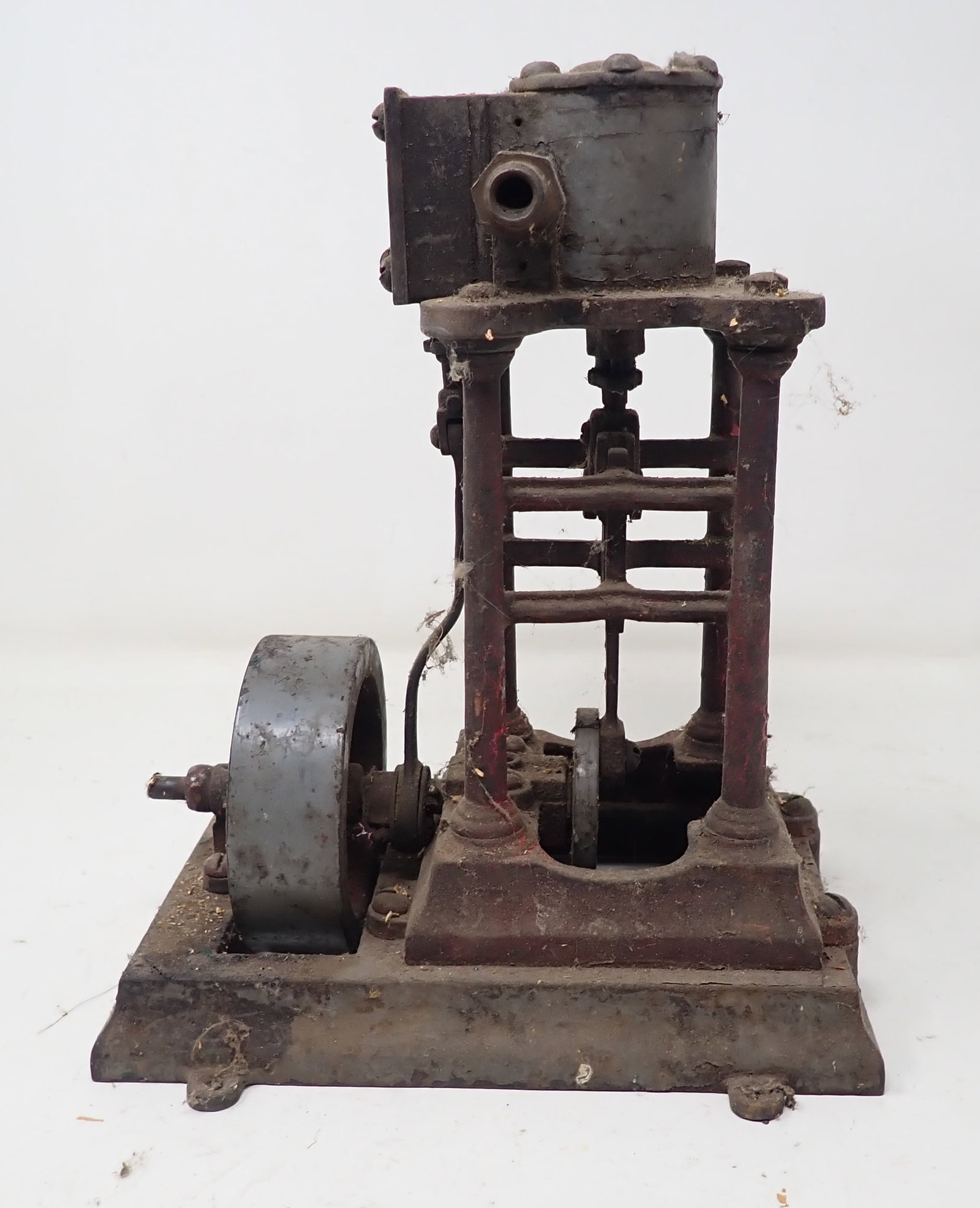 Model / Miniature Air Pump (1 of 4)