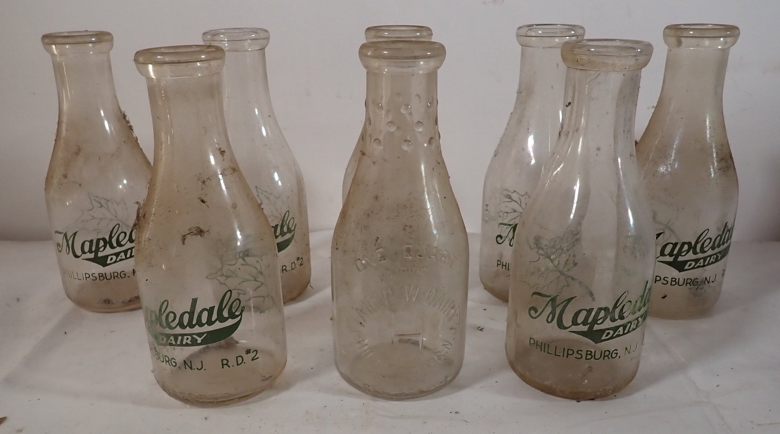 Mapledale & Fairview Dairy Phillipsburg NJ Milk Bottles (1 of 3)