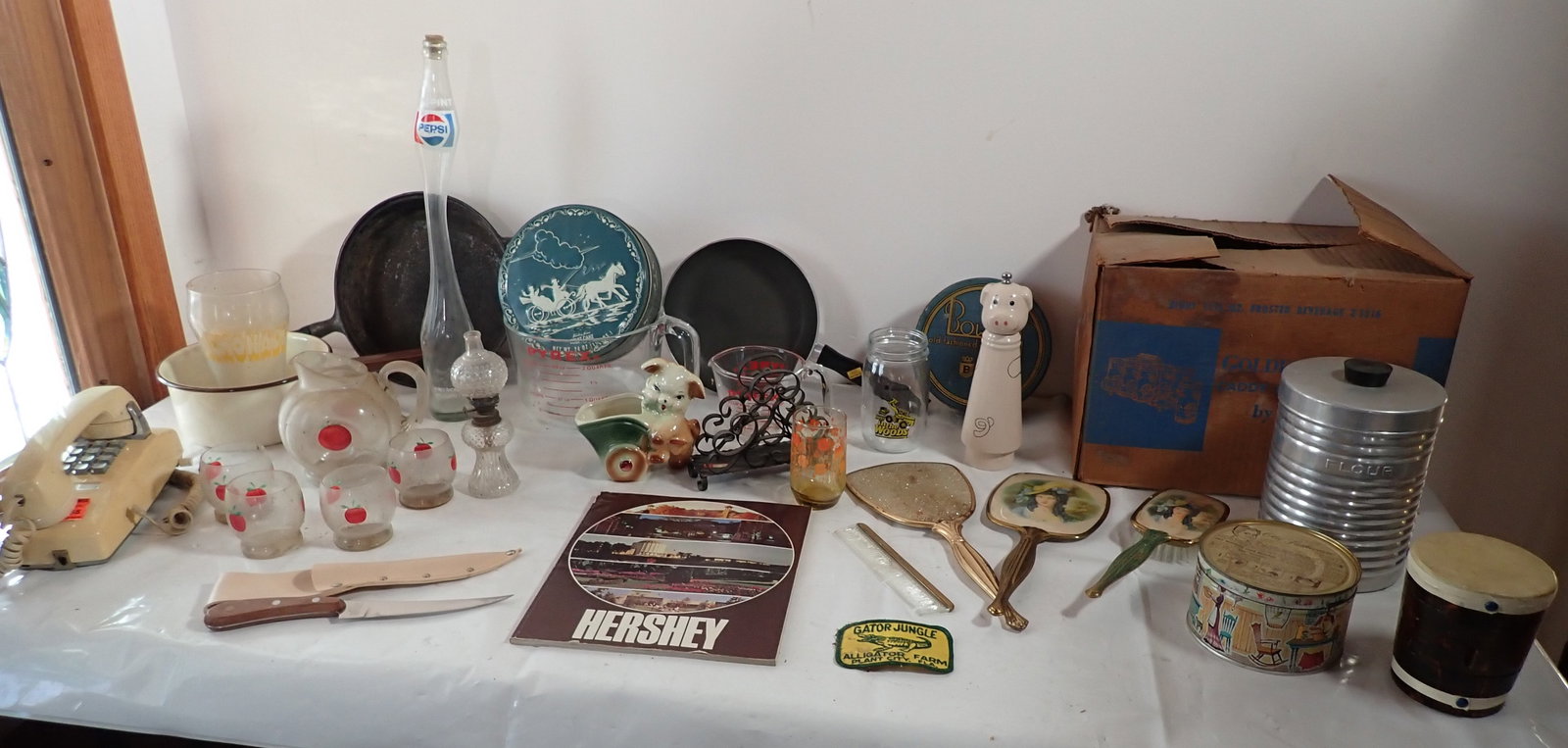 Aluminum Canisters Pans Water Set & Misc (1 of 8)