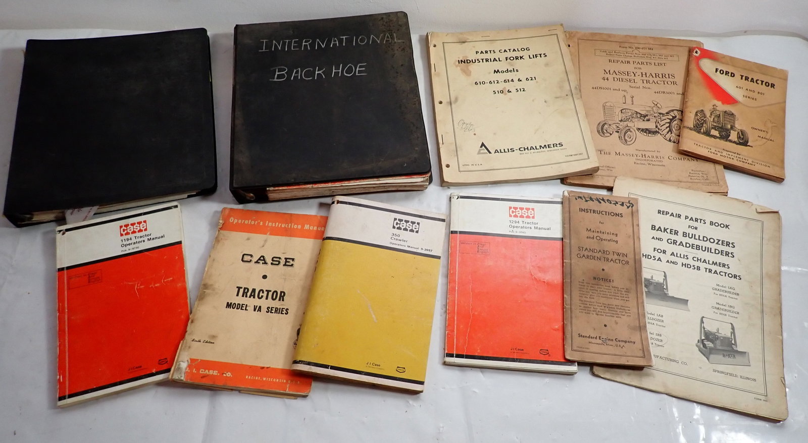 Case International Ford Tractor Manuals (1 of 6)