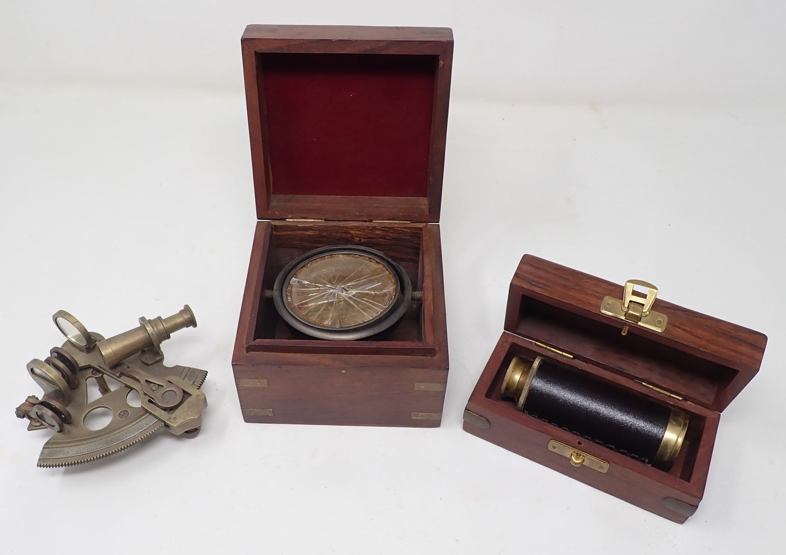 Brass Sextant Compass & Telescope (1 of 6)