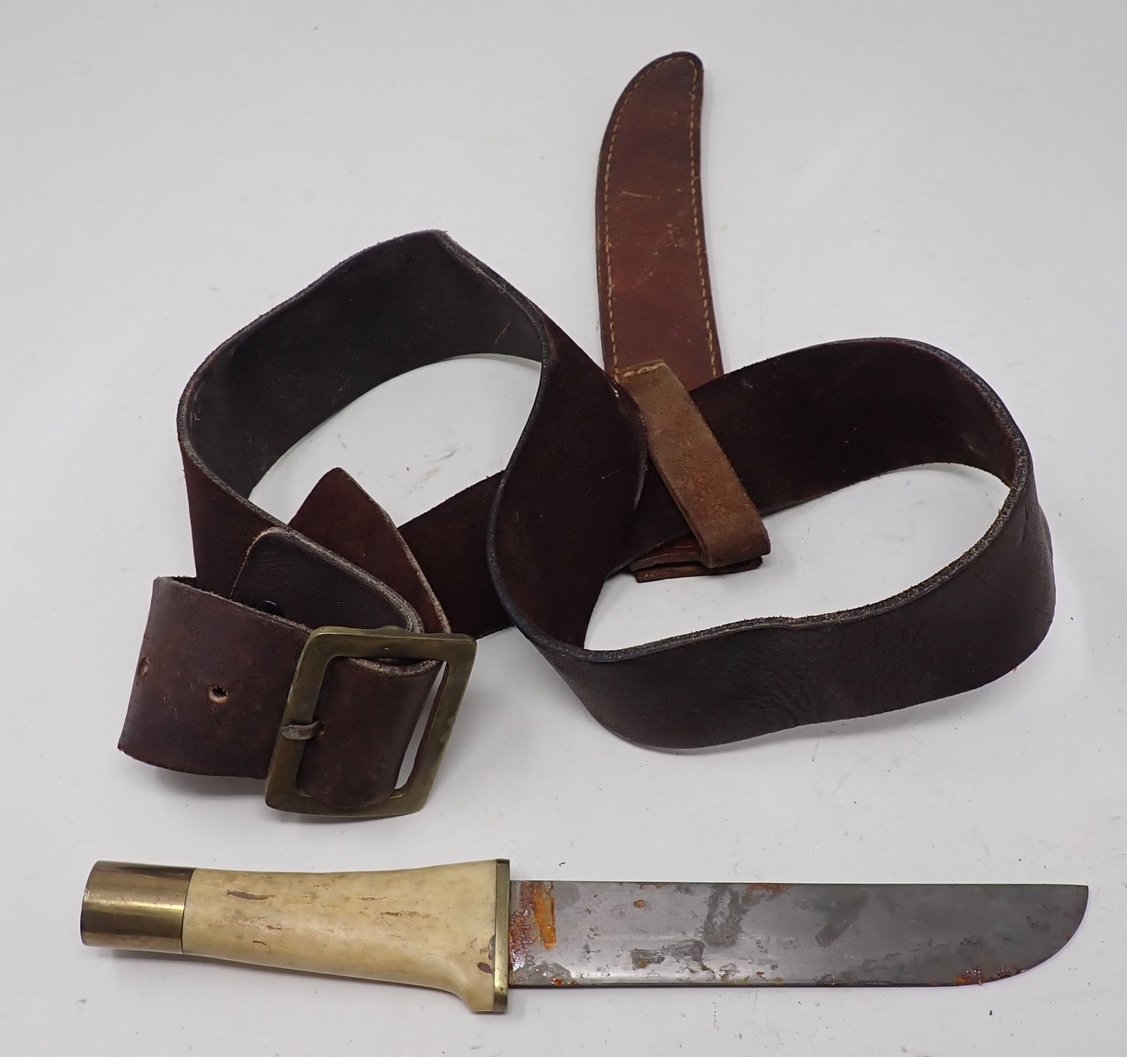 Hunting Knife w/ Leather Sheath & Belt: Knife is apprx 9 1/2" long. Shipping available