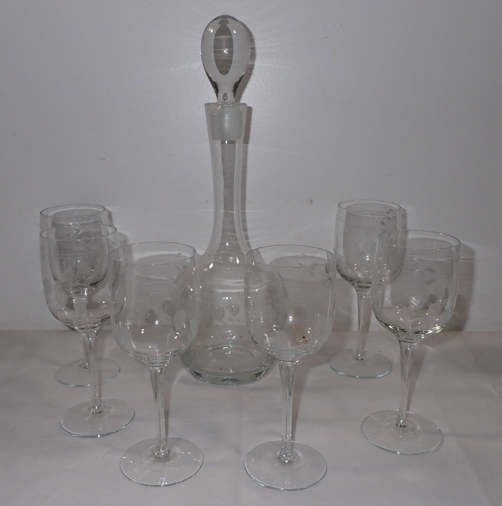 Etched Decanter & Wine Glasses: Decanter is apprx 15 1/2" tall. Shipping available( additional handling charges)