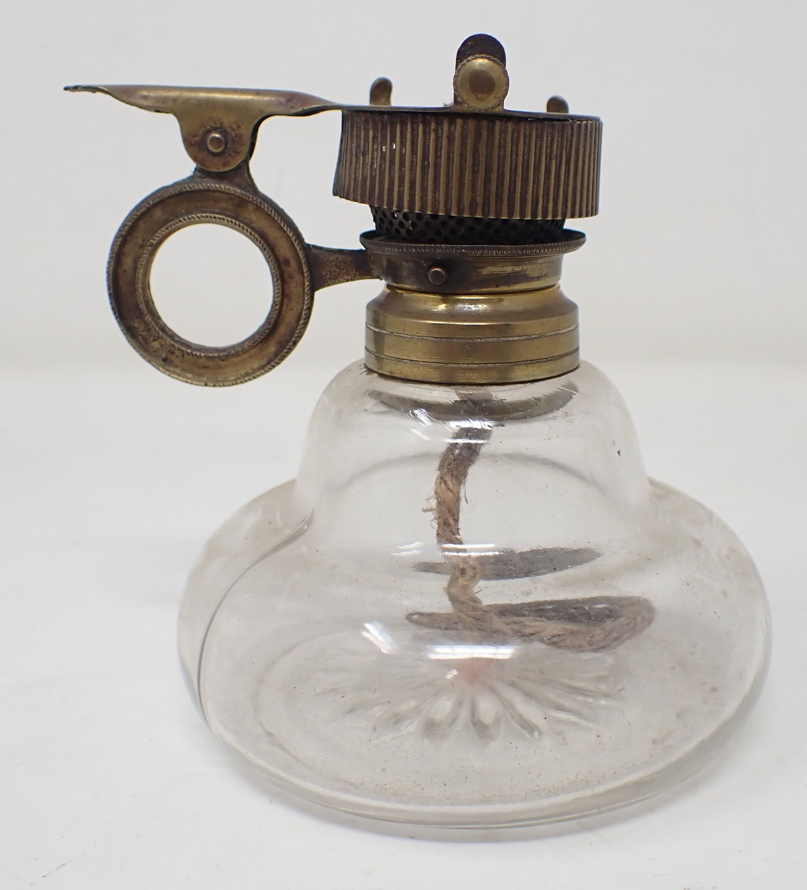 1861 Cha's Cahoon Tom Thumb Dirigo Finger Oil Lamp (1 of 9)