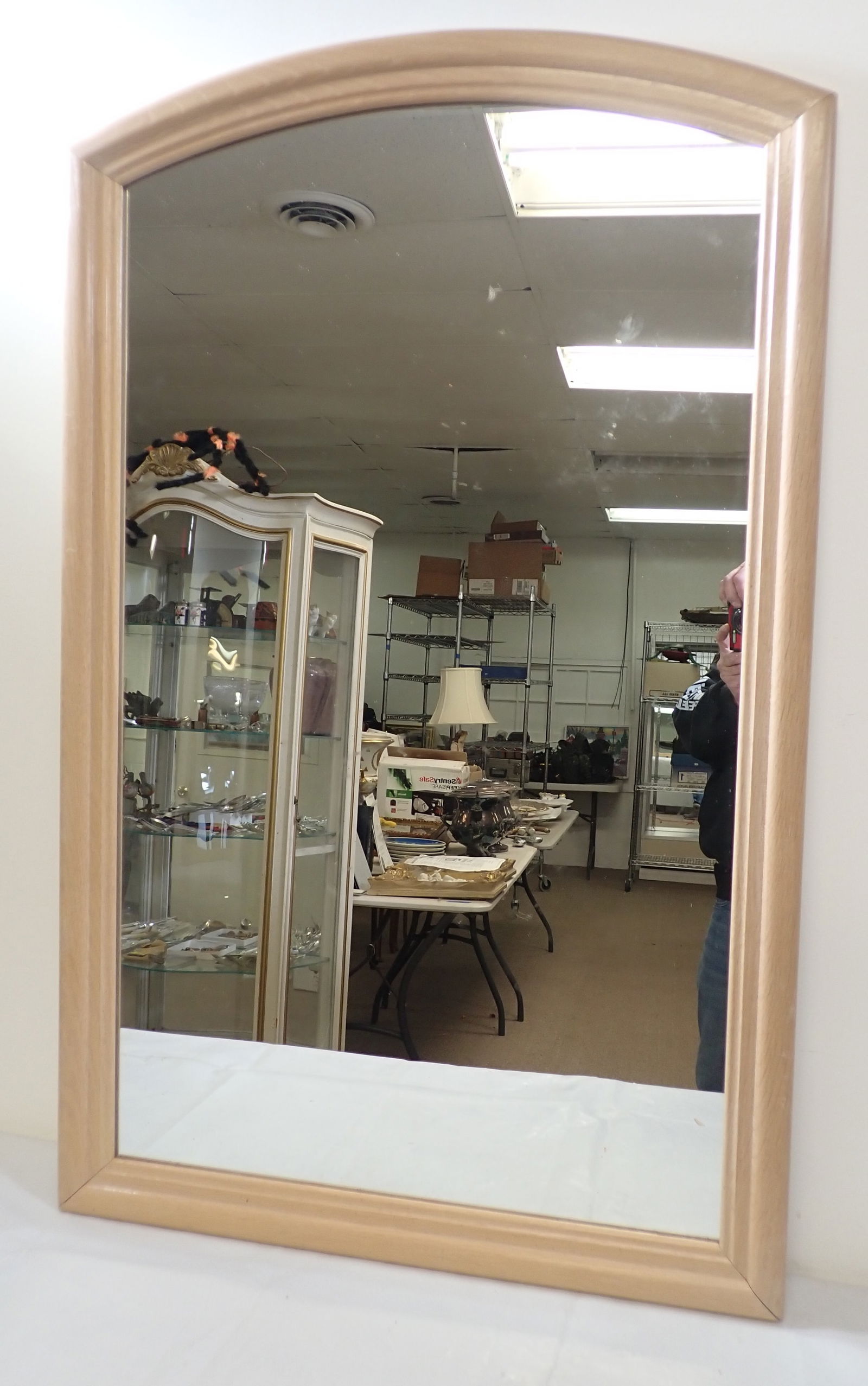 Wall Mirror: Approx 27 3/4" x 44 1/4". No in house shipping !